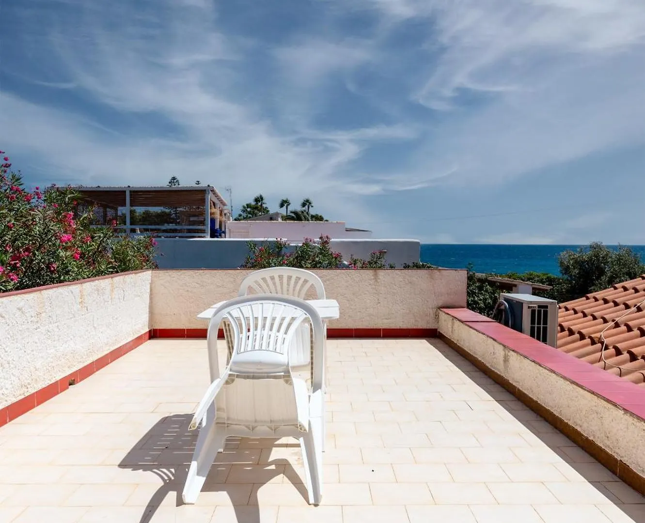 Apartment La Caletta Di Afrodite Calabernardo Italy